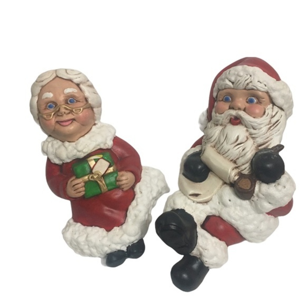 Large handmade vintage ceramic Mr. & Mrs. Claus.